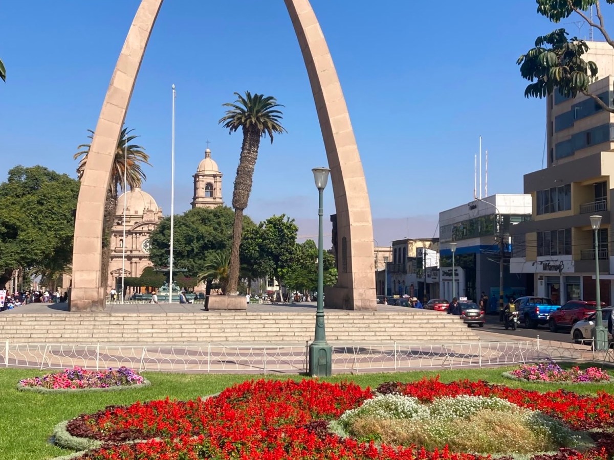 Tacna to Moquegua